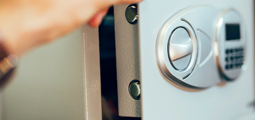 Fingerprint Safe Openers in Lake Forest, CA