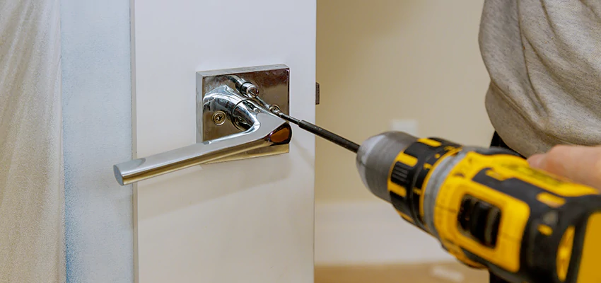 After-hours Locksmith  For Lock Troubleshooting in Lake Forest, California